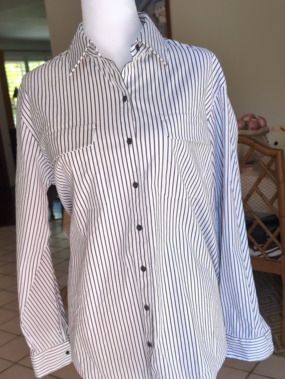 Elie Tahari Stiped Shirt